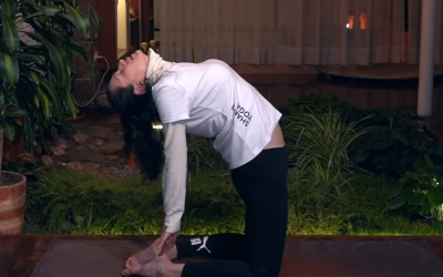 Profundización en Ustrasana – Padma Shakti Yoga